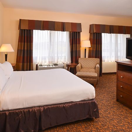 Holiday Inn Express Morgantown By Ihg Екстериор снимка