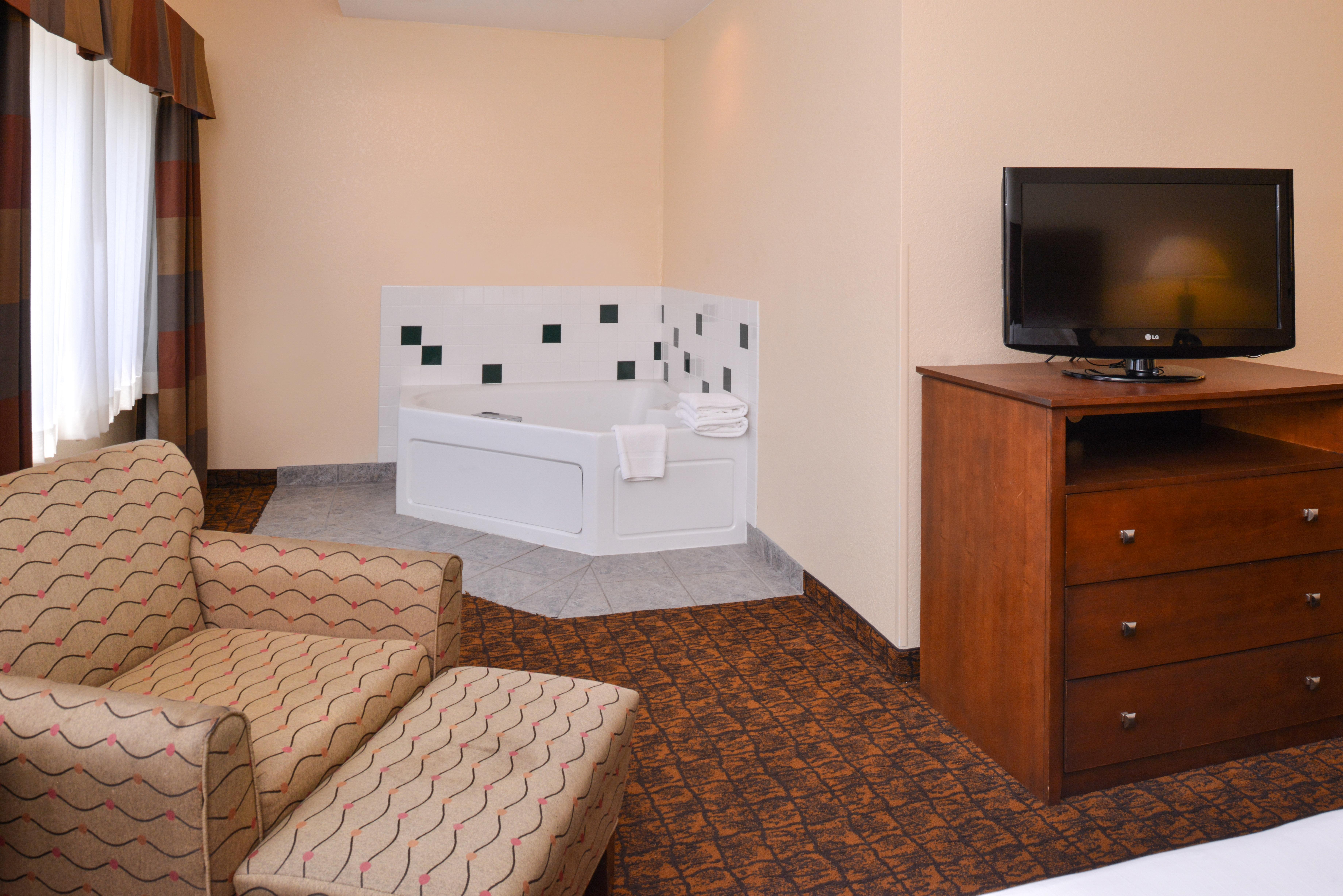 Holiday Inn Express Morgantown By Ihg Екстериор снимка