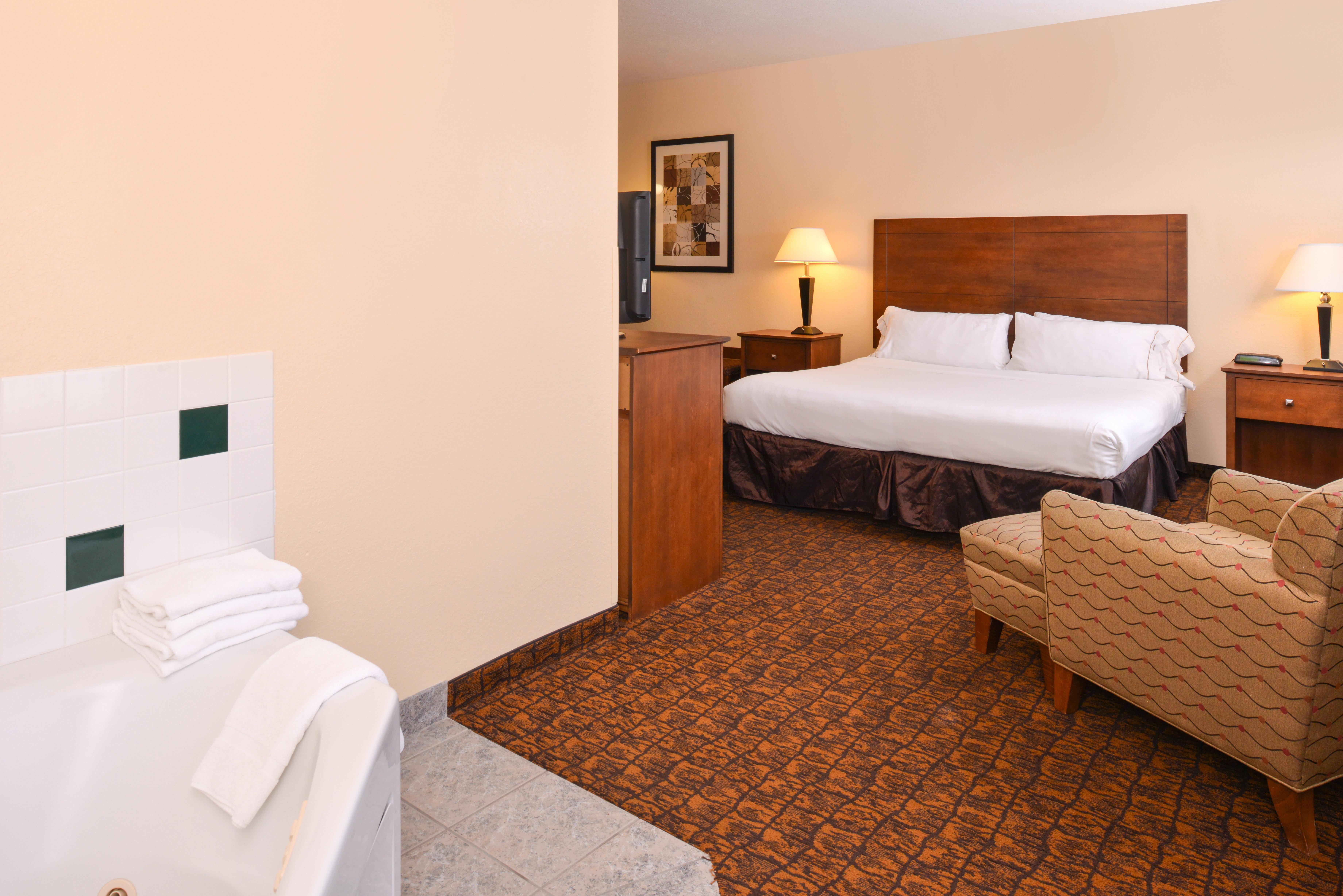 Holiday Inn Express Morgantown By Ihg Екстериор снимка