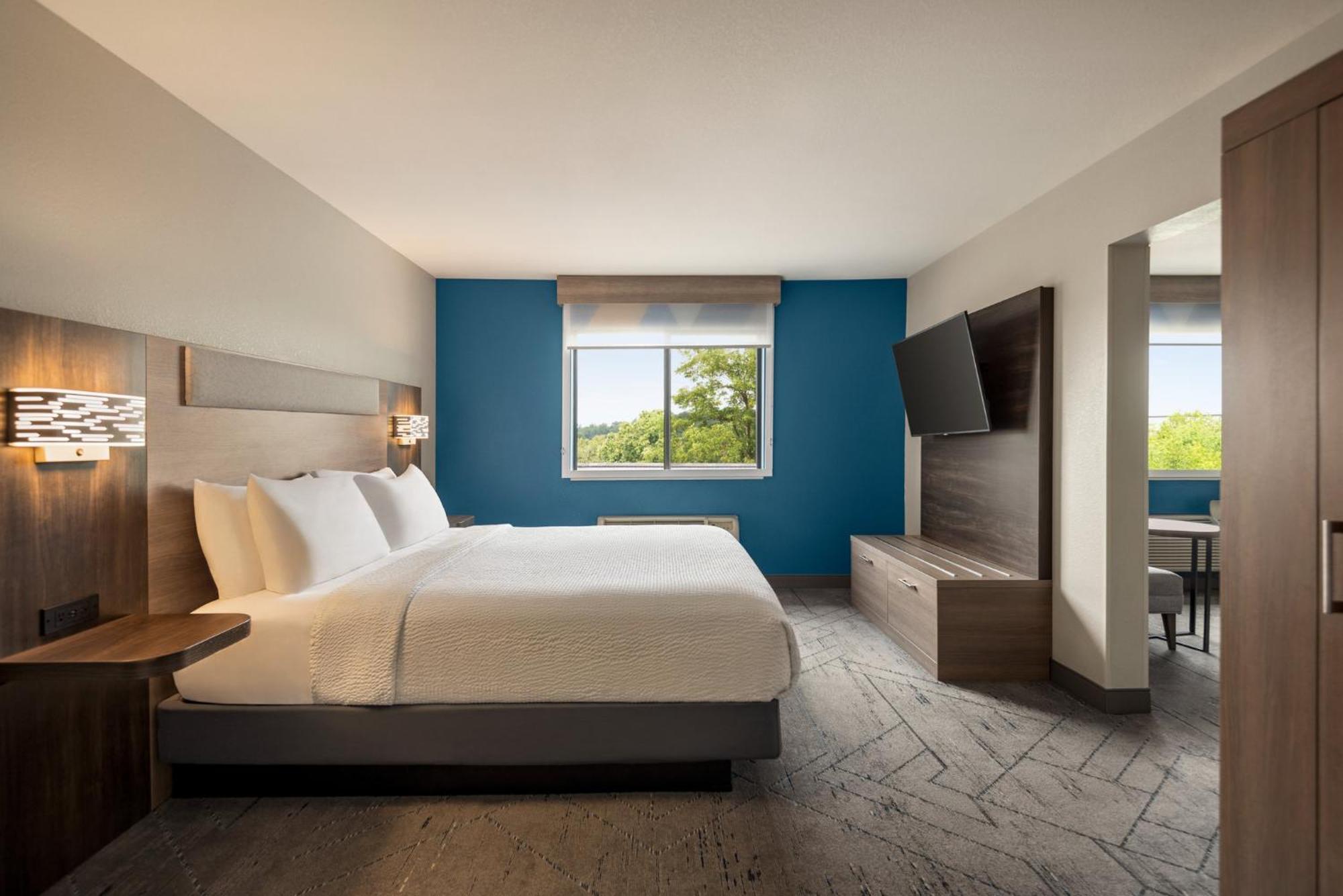 Holiday Inn Express Morgantown By Ihg Екстериор снимка