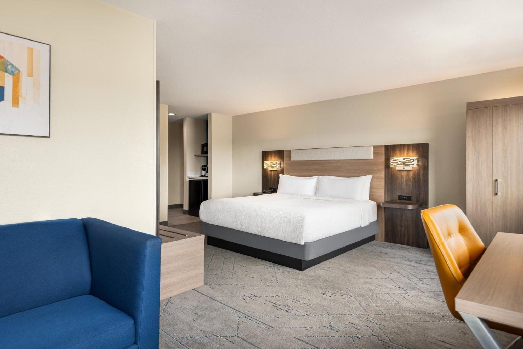 Holiday Inn Express Morgantown By Ihg Екстериор снимка