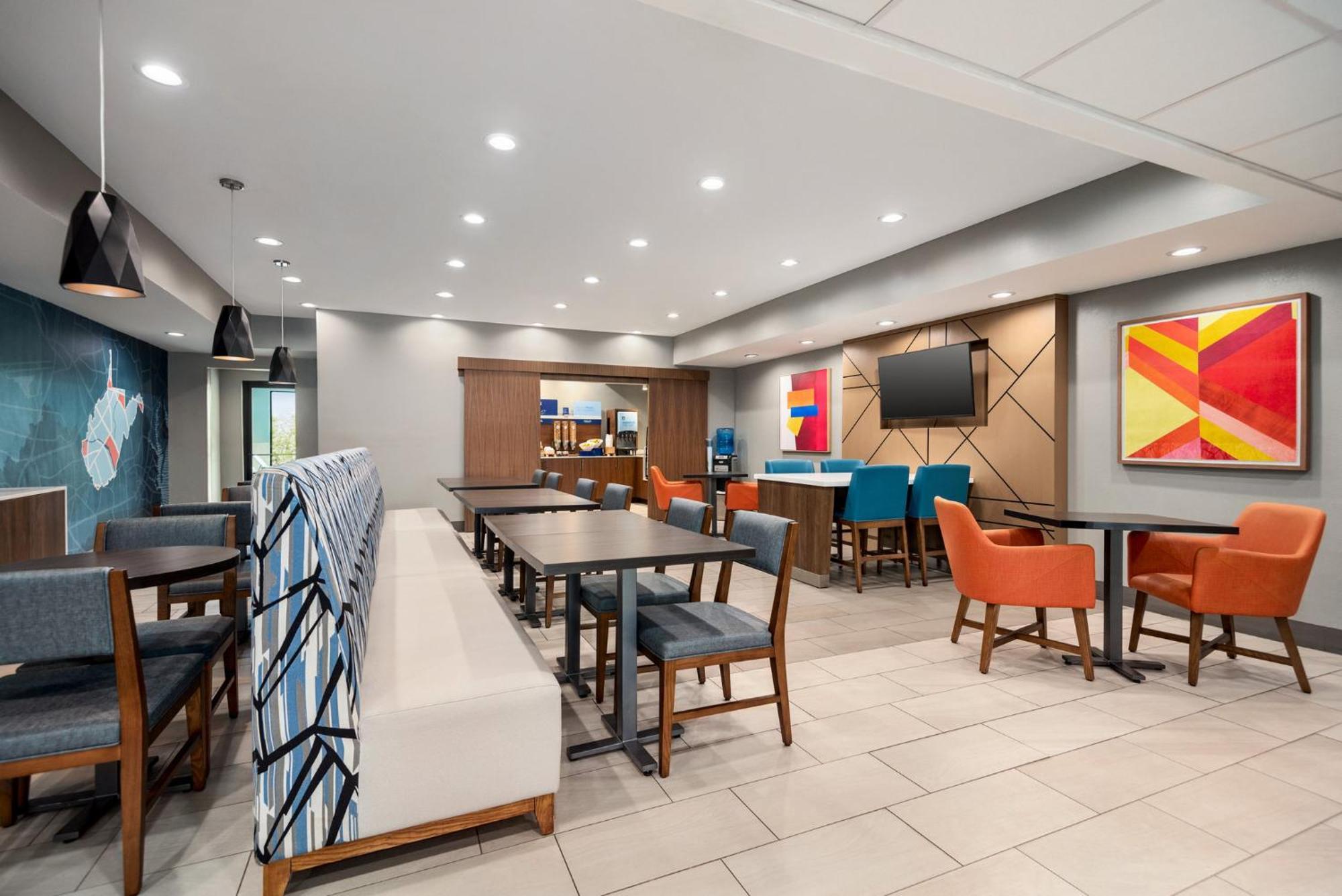 Holiday Inn Express Morgantown By Ihg Екстериор снимка